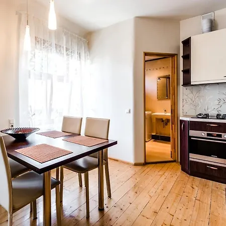 Apartmán Two Artistic In The Center Of With Self Check-in And Free Parking *