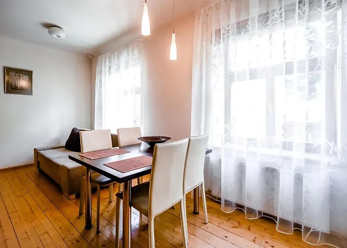 Two Artistic In The Center Of With Self Check-in And Free Parking Riga