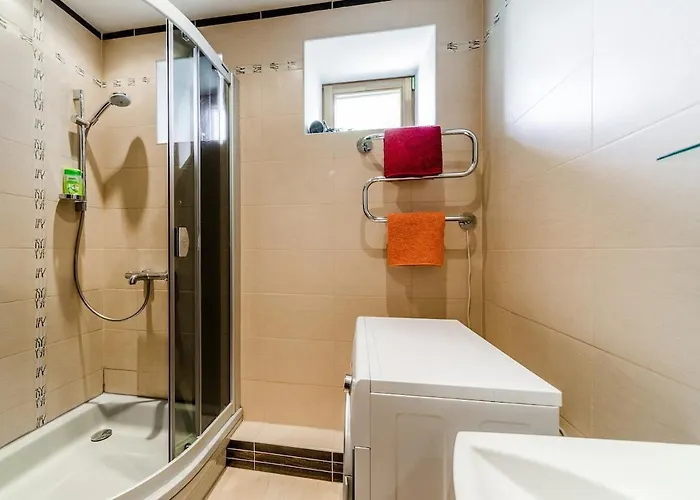 Two Artistic In The Center Of With Self Check-in And Free Parking Dzīvoklis *